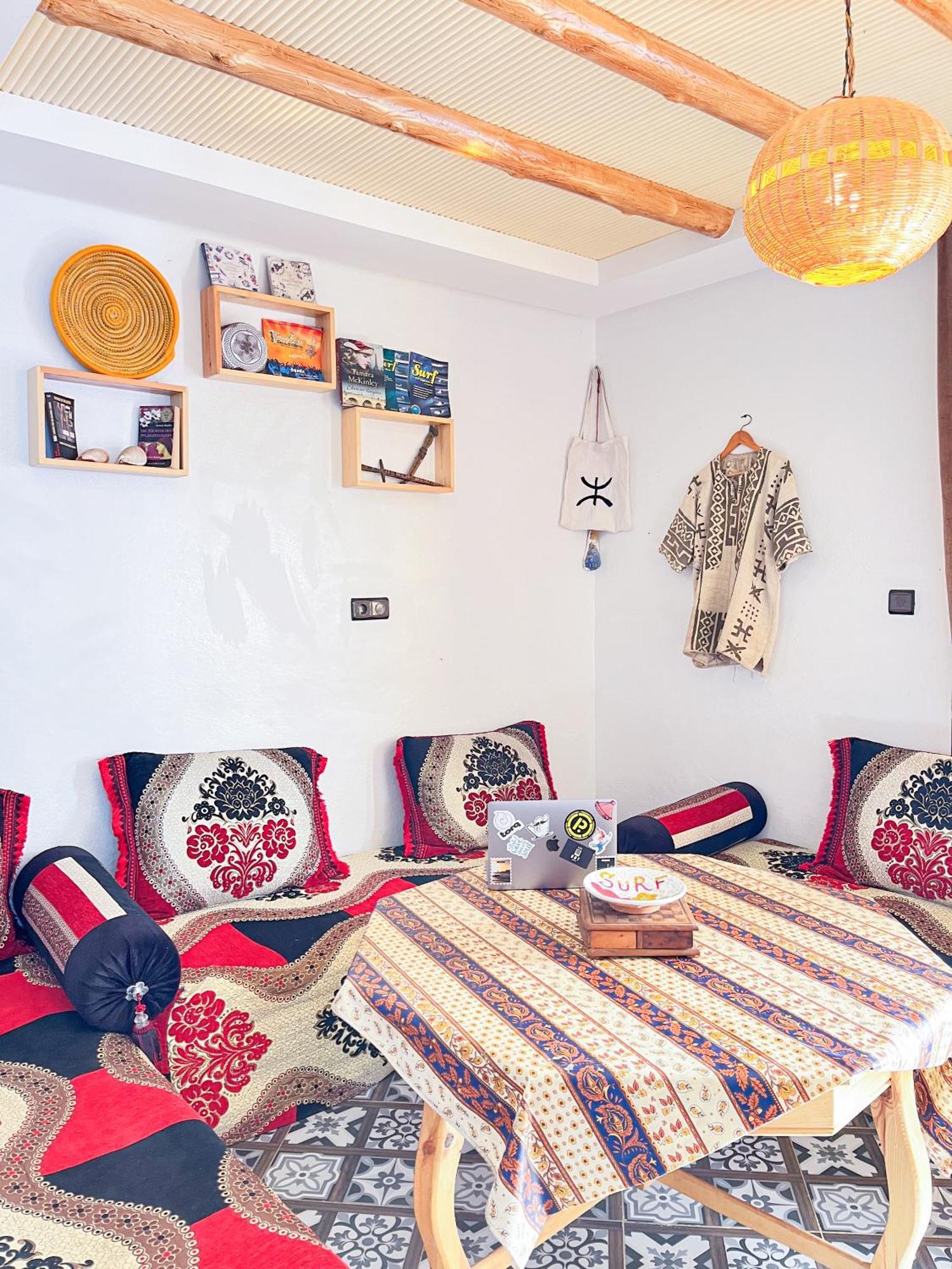 Boilers Surf House Hostel Tamri Екстериор снимка