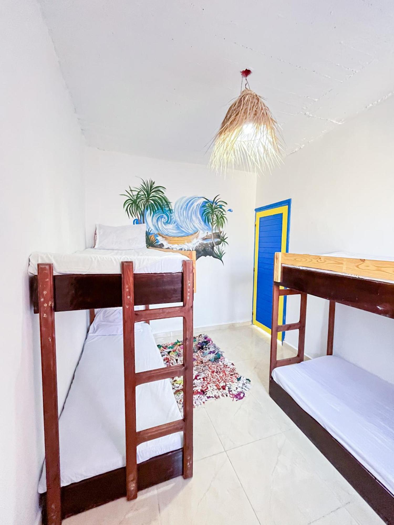 Boilers Surf House Hostel Tamri Екстериор снимка